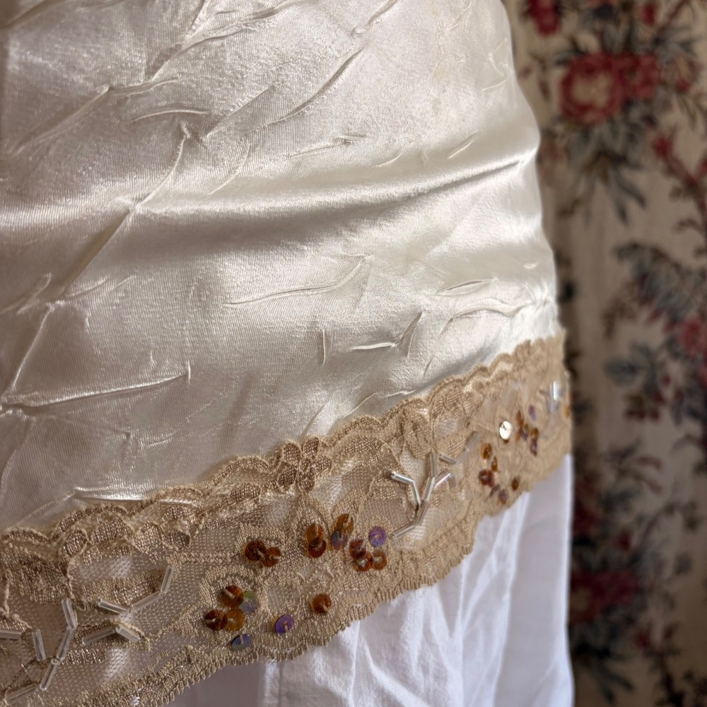 No Boundaries Cream Ivory Satin Crinkle Camisole with gold sequin detailing - Picture 4 of 16